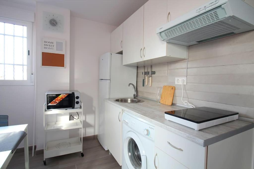 Suite Puerta Osario Con Terraza Sevilha Exterior foto