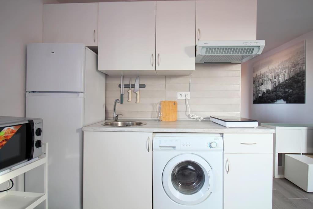 Suite Puerta Osario Con Terraza Sevilha Exterior foto