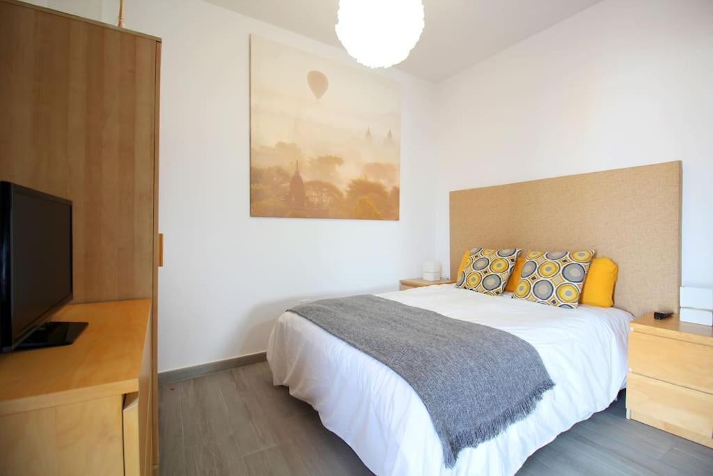 Suite Puerta Osario Con Terraza Sevilha Exterior foto